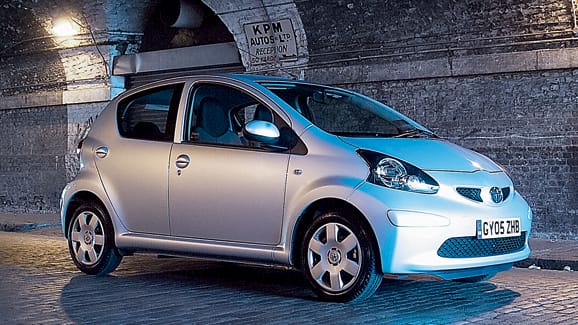 Lá Côn Toyota Aygo OEM DT006