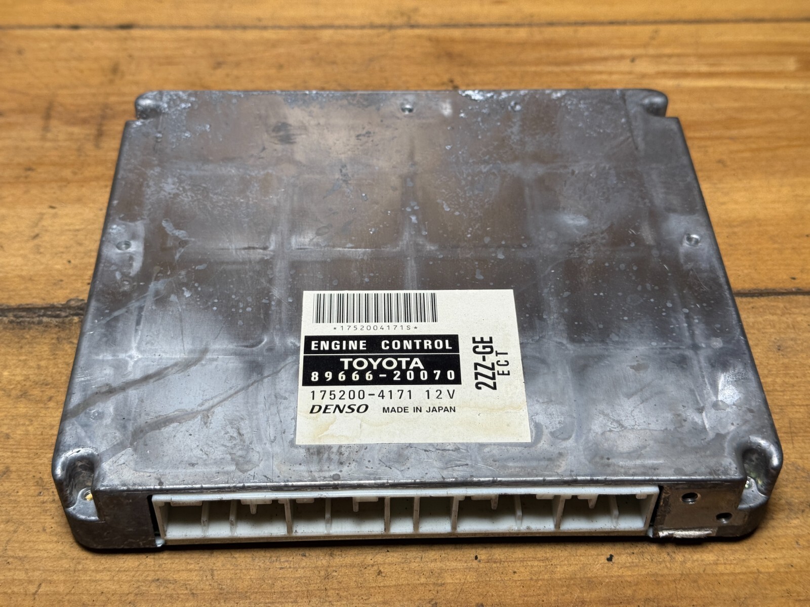 Đèn Gầm Trái Toyota Corolla Altis OEM 89606502