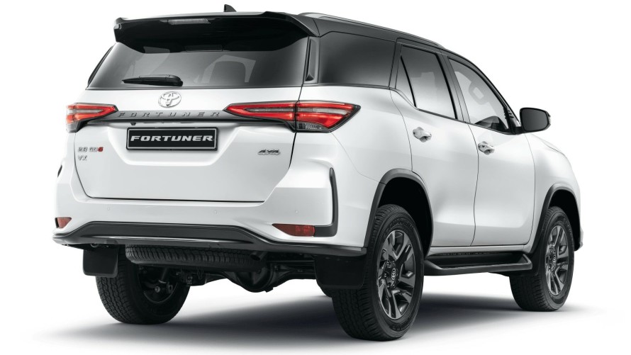 Bi May Ơ Sau Không Liền Cụm Toyota Fortuner OEM ZA42KWD10U42CA