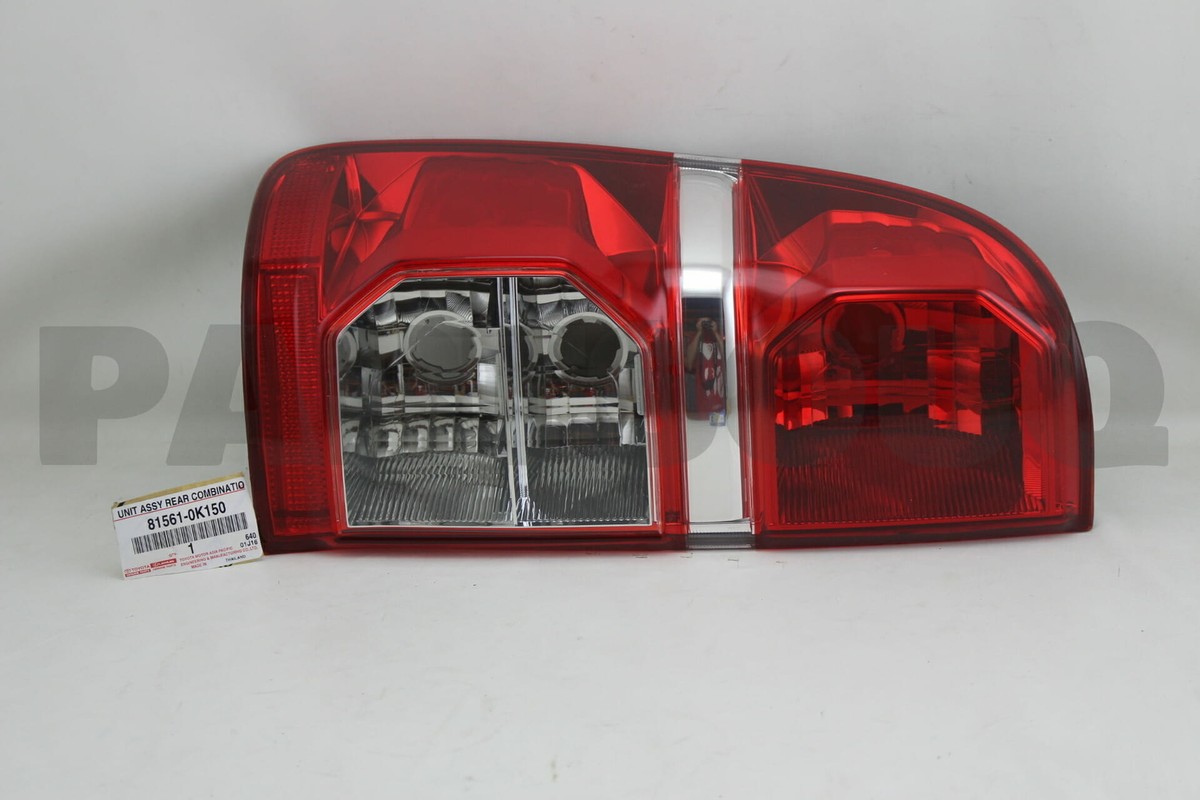 Đèn Hậu - L Toyota Hilux Mã phụ tùng 815610K150