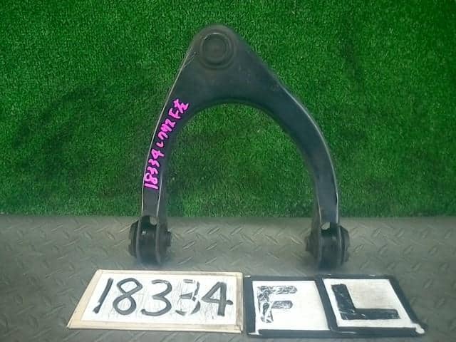 Càng A Trên Trước Trái/ Càng A Trên Trước Phải Lexus GS Mã phụ tùng 9017310012