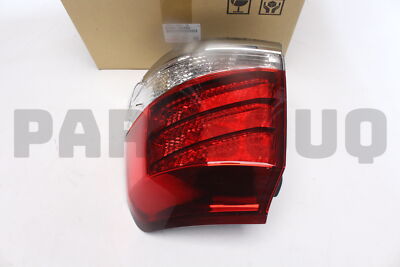 Đèn Hậu Miếng Ngoài Phải Xin An Trắng Có Led Lexus LX 570 OEM 8155160A60