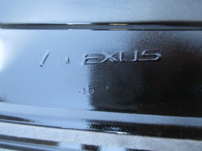 Đuôi Gió Sau Lexus LX 570 Mã phụ tùng 7608560030B0