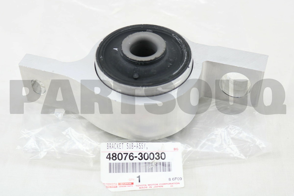 Cao Su Đầu Càng A Lexus GS Mã phụ tùng 4807630030