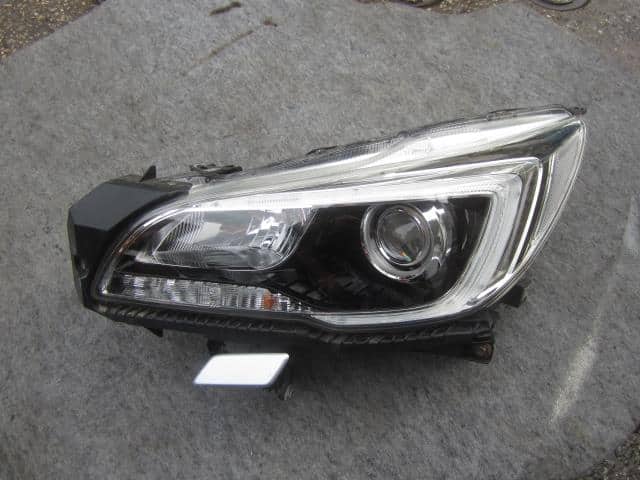 Đèn Pha Phải Có Xenon Có Led Subaru outback Mã phụ tùng 84002AL020