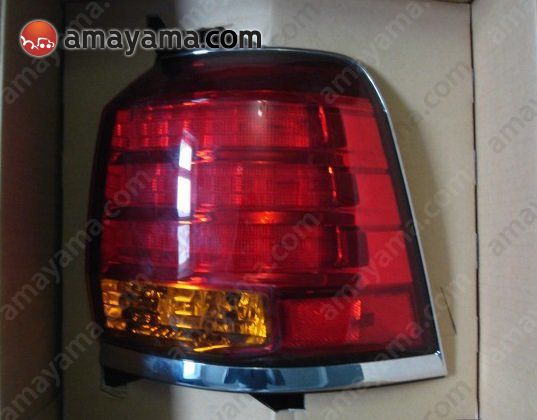Đèn Hậu Miếng Ngoài Xin An Vàng - R (Led) Lexus LX 570 Mã phụ tùng 8155160850