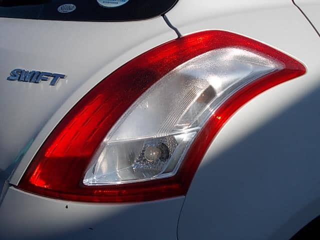 Đèn Hậu Phải Suzuki Swift Mã phụ tùng 3565071L00