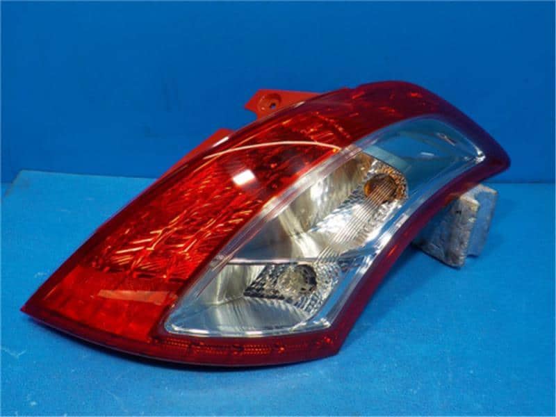 Đèn Hậu Phải Suzuki Swift Mã phụ tùng 3565071L00