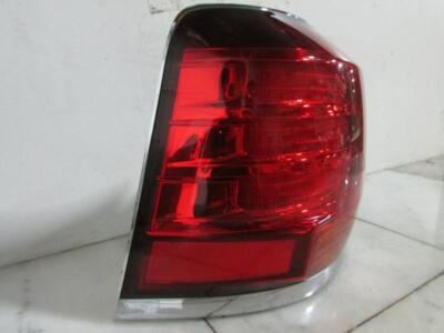 Đèn Hậu Miếng Ngoài Xin An Vàng - L (Led) Lexus LX 570 Mã phụ tùng 8156160780