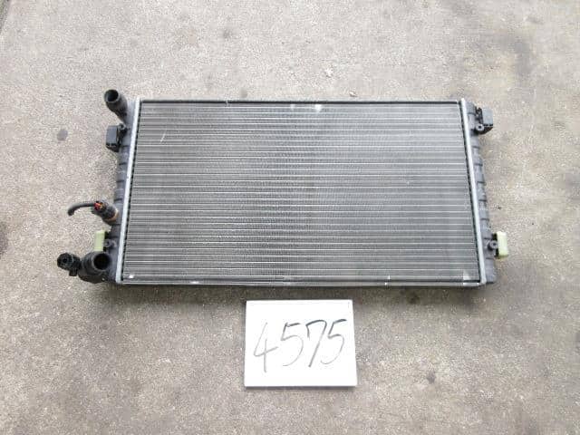 Két Nước Volkswagen Beetle Mã phụ tùng 1C0121253A