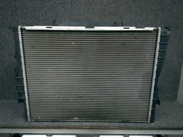 Két Nước At Bmw Seri 3 Mã phụ tùng 17117553111
