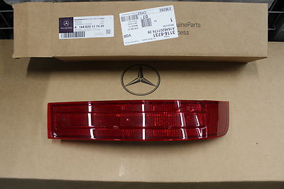 Đèn Phản Quang Cản Sau Trái Mercedes-Benz GL Mã phụ tùng A1648201174