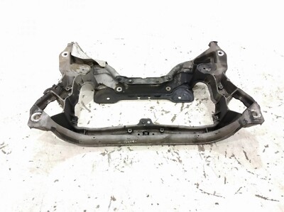 Giá Đỡ Động Cơ Mercedes-Benz C Mã phụ tùng A2036280657