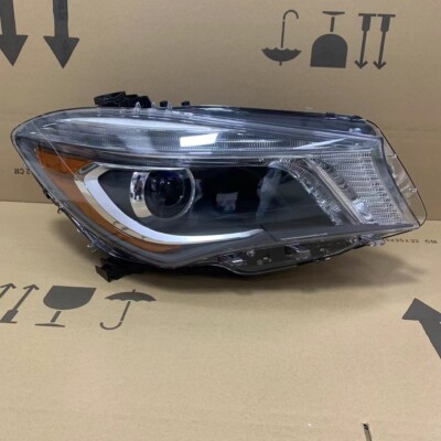 Đèn Pha Trái Mercedes-Benz GLA OEM A1179066300-SECONDHA