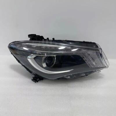 Đèn Pha Phải Mercedes-Benz GLA OEM A1179066400-SECONDHA