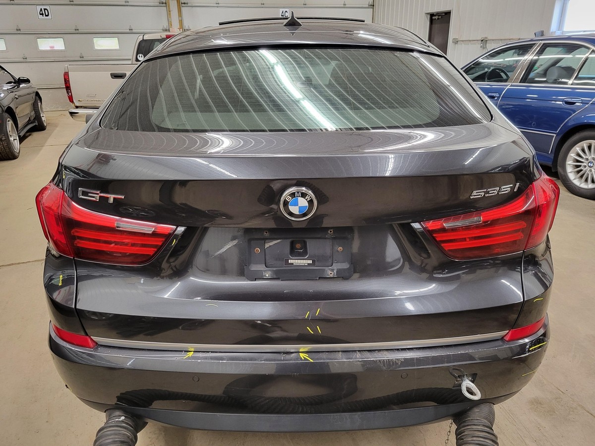Kính Chắn Gió Sau Bmw Seri 5 Mã phụ tùng 51317199814
