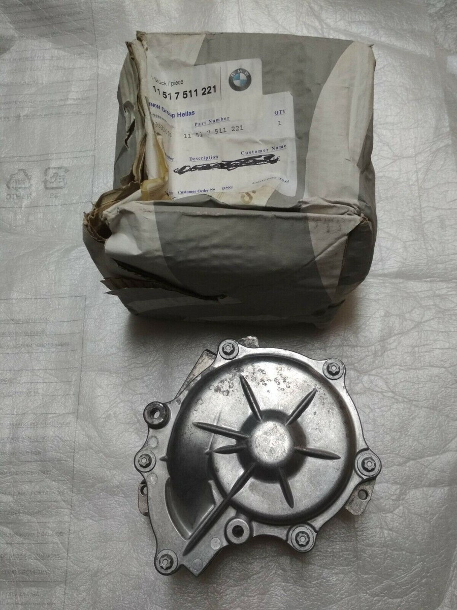 Bơm Nước Động Cơ Bmw Seri 3 Mã phụ tùng 11517511221