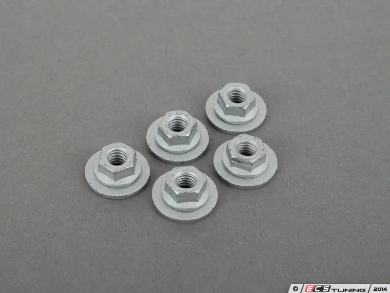 Compa Lên Kính Cánh Cửa Sau - L Bmw Seri 3 Mã phụ tùng 51102311935