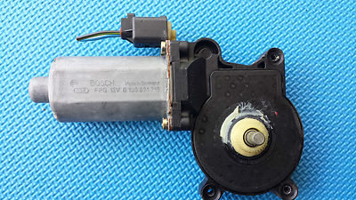 Mô Tơ Nâng Hạ Kính Sau Trái Bmw Seri 3 Mã phụ tùng 676283620630