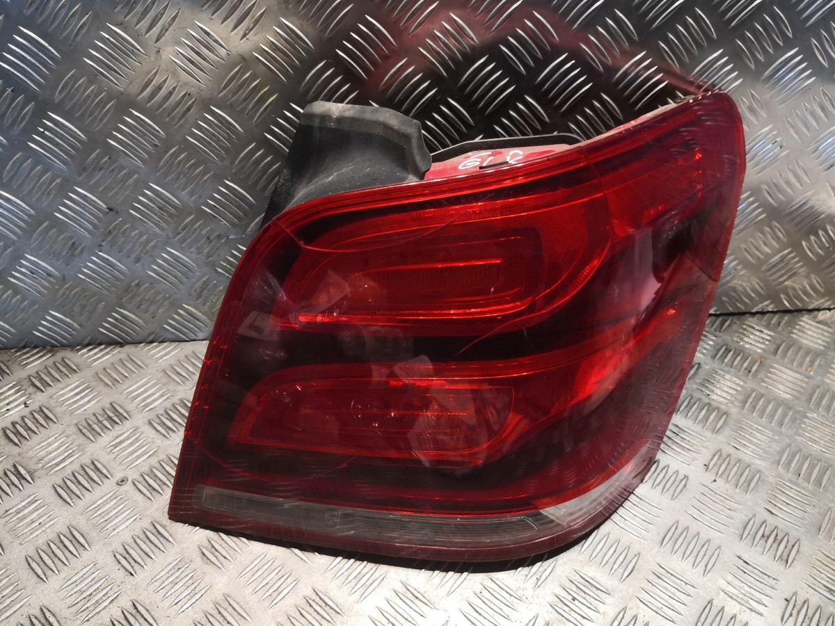 Đèn Hậu Phải Mercedes-Benz GLK Mã phụ tùng a2049060257