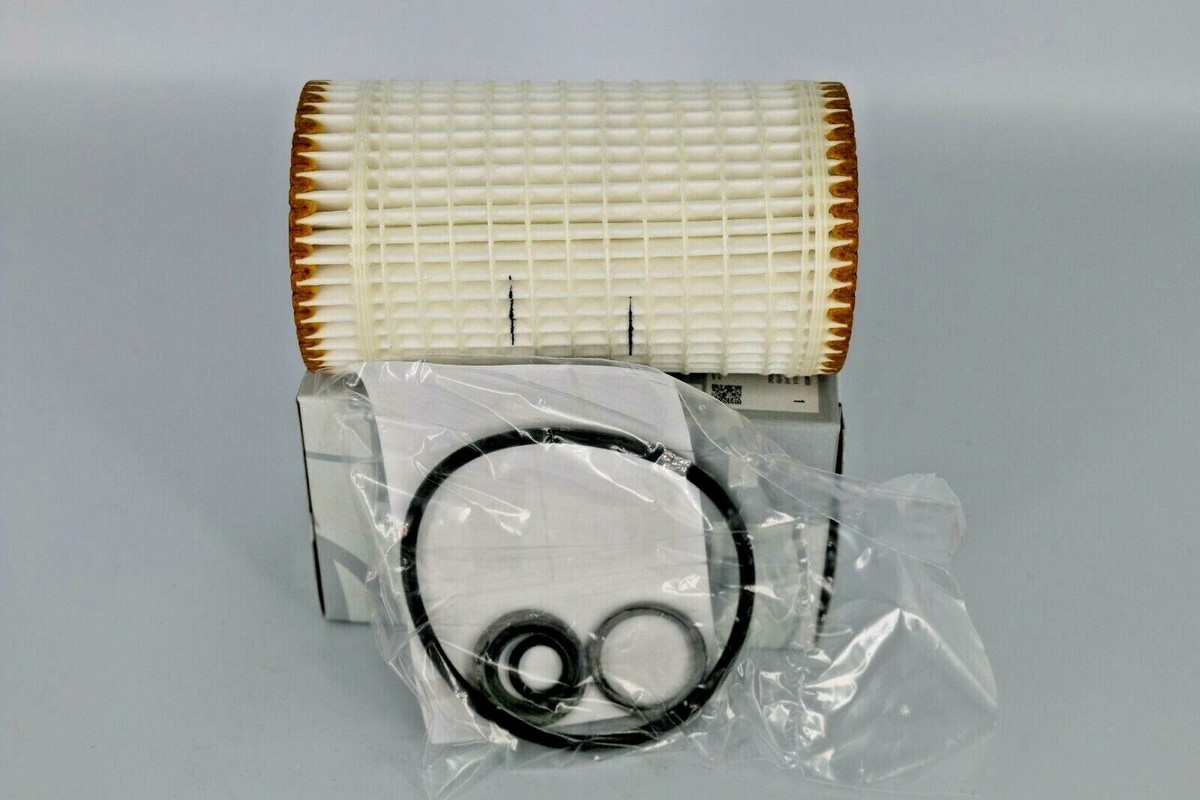 Lọc Dầu Động Cơ Mercedes-Benz C Mã phụ tùng A0001802609