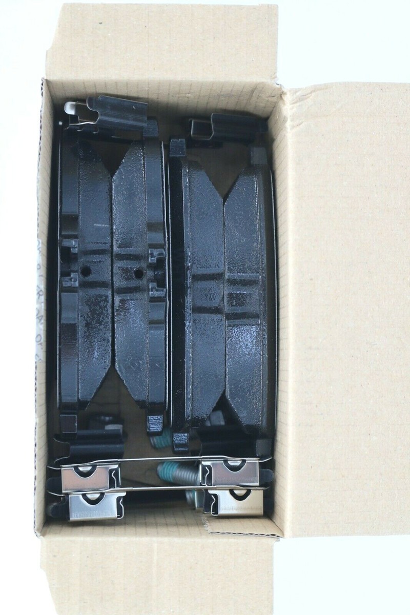 Má Phanh Sau Mercedes-Benz S Mã phụ tùng A0084200820