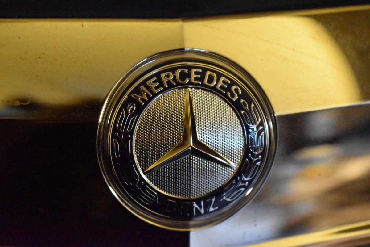 Ca Lăng E300 Mercedes-Benz E Mã phụ tùng A2128800283
