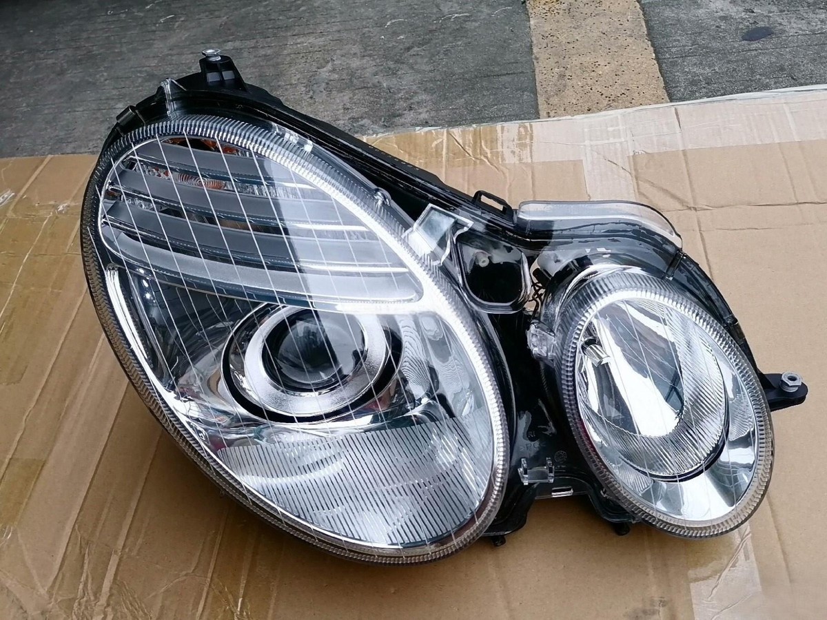 Đèn Pha Mercedes-Benz E Mã phụ tùng A2118204861