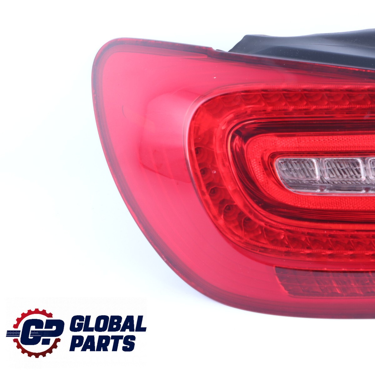 Bơm Nước Động Cơ Mercedes-Benz MB Mã phụ tùng A6612013080