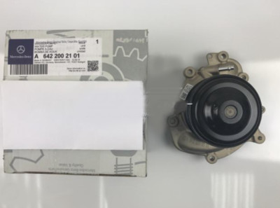 Bơm Nước Động Cơ Mercedes-Benz MB Mã phụ tùng A6612004220