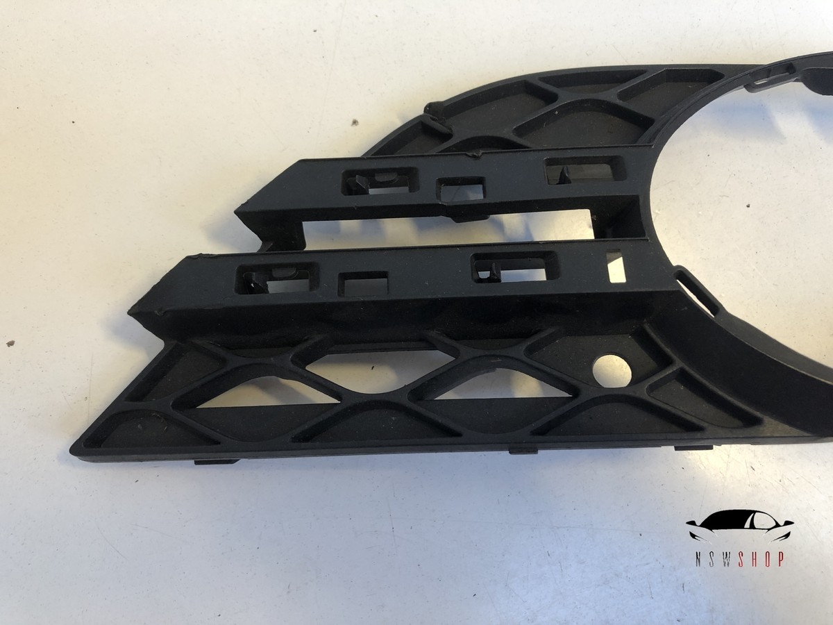 Ốp Đèn Gầm Trái Mercedes-Benz E Mã phụ tùng A2118850922