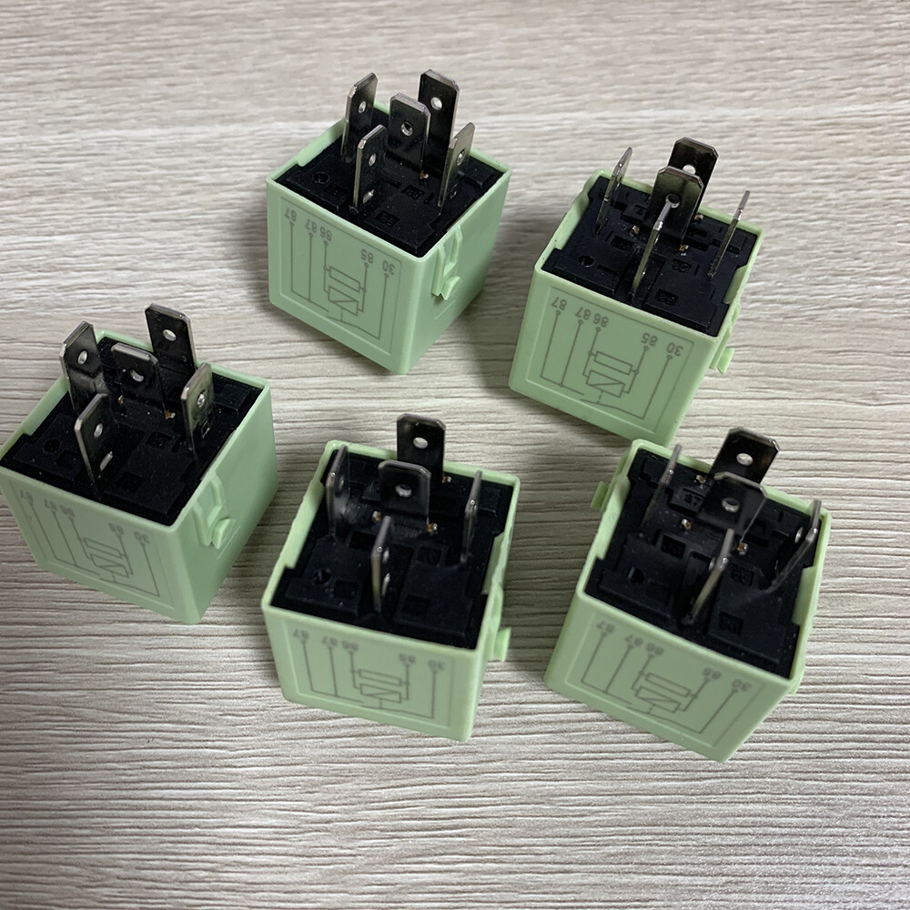 Rơ Le 5 Chân Bmw Seri 7 Mã phụ tùng 61368373700