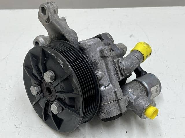 Bơm Trợ Lực Lái Bmw Seri 3 Mã phụ tùng 32416779245