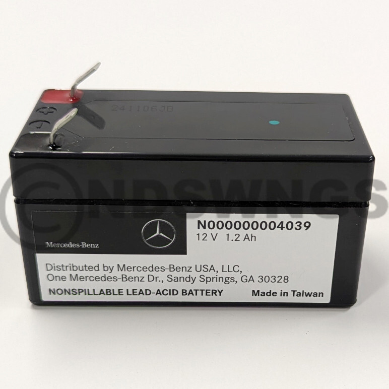 Bình Ắc Quy Phụ Mercedes-Benz E Mã phụ tùng N000000004039