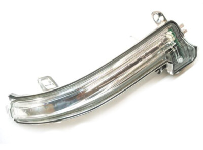 Xin Nhan Gương Phải Bmw Seri 3 Mã phụ tùng 63137280772