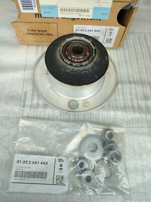 Bát Bèo Giảm Xóc Trước Bmw Seri 3 Mã phụ tùng 31352241445