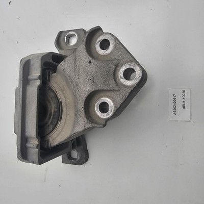 Chân Treo Hộp Số Mercedes-Benz GLA Mã phụ tùng A2462400617