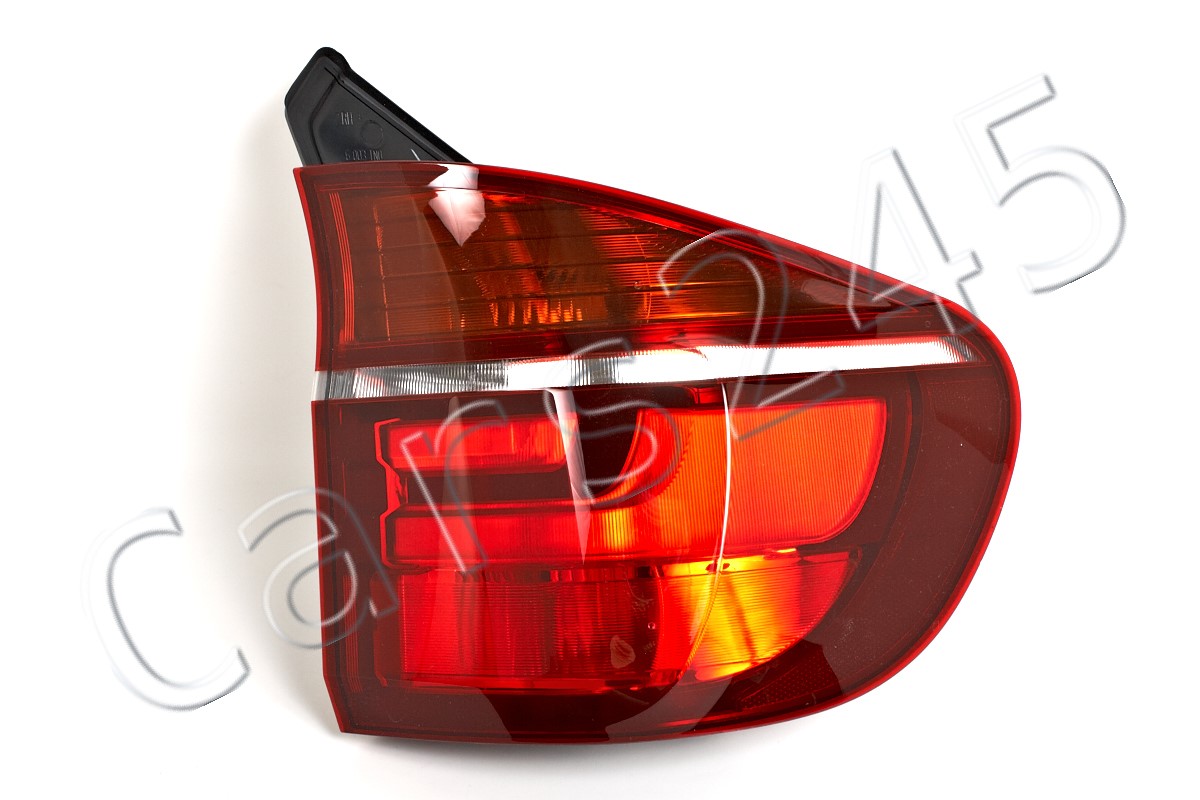 Đèn Hậu Miếng Ngoài Phải Bmw X5 Mã phụ tùng 63217227790