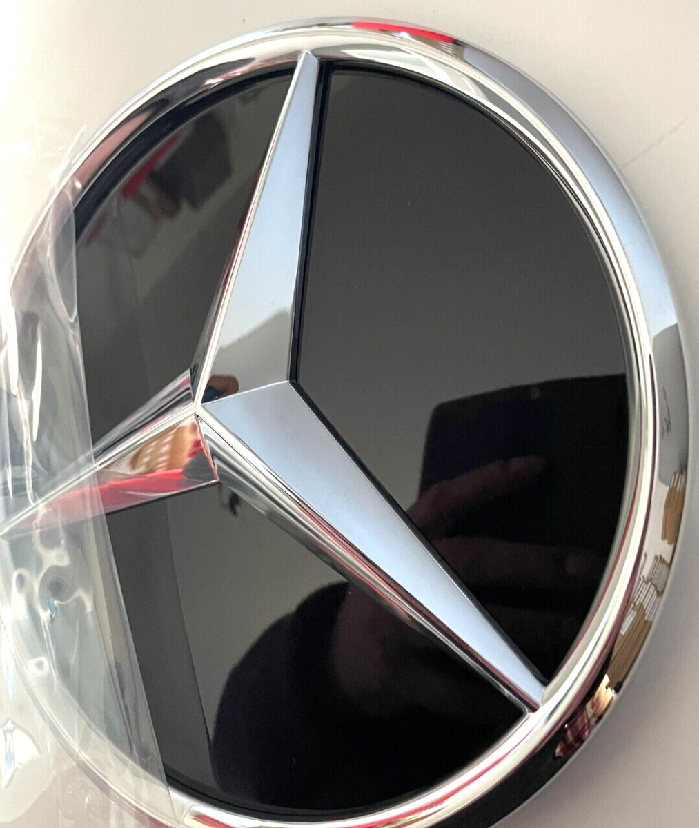 Lô Gô Ca Lăng Mercedes-Benz GLK Mã phụ tùng A0008171016