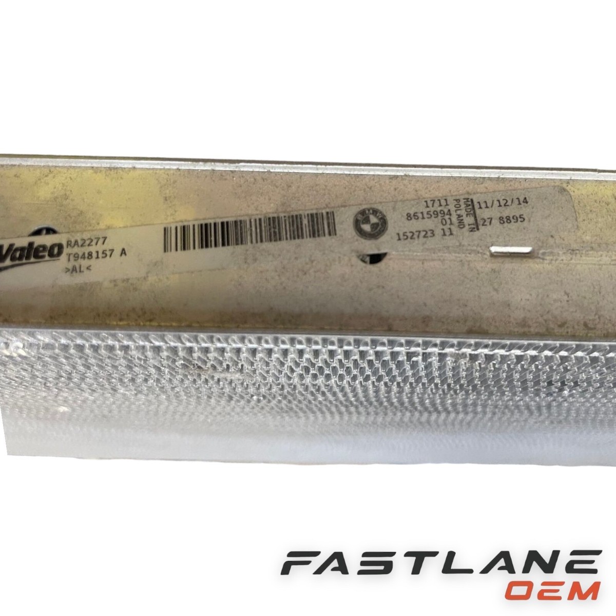 Két Nước Bmw Seri 5 Mã phụ tùng 17118615994