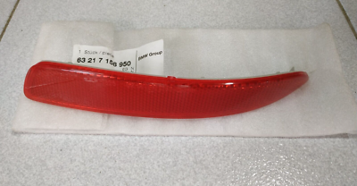 Đèn Phản Quang Cản Sau Phải Bmw X5 Mã phụ tùng 63217158950