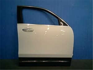 Cánh Cửa Trước Phải Mercedes-Benz E Mã phụ tùng A2137200205