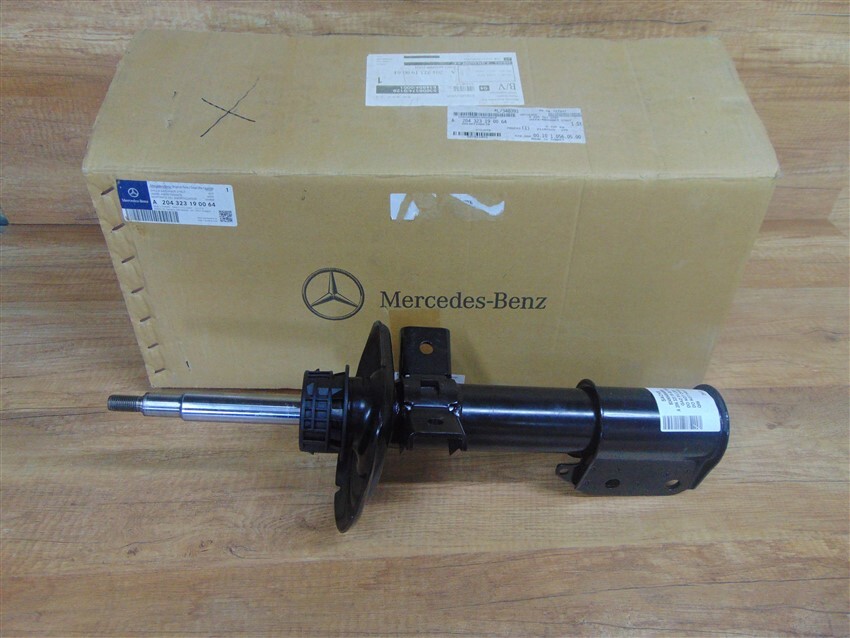 Giảm Xóc Trước Phải Mercedes-Benz GLK Mã phụ tùng a2043231900