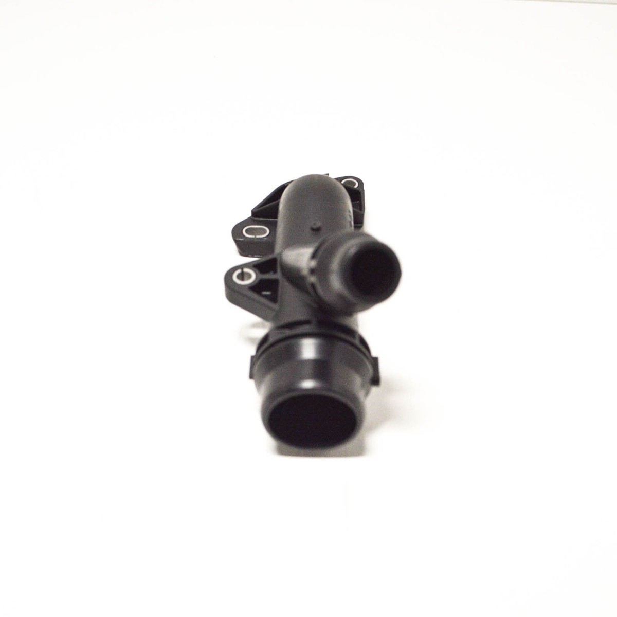 Cổ Chia Nước Vào Thân Động Cơ Bmw Seri 3 Mã phụ tùng 11537560130