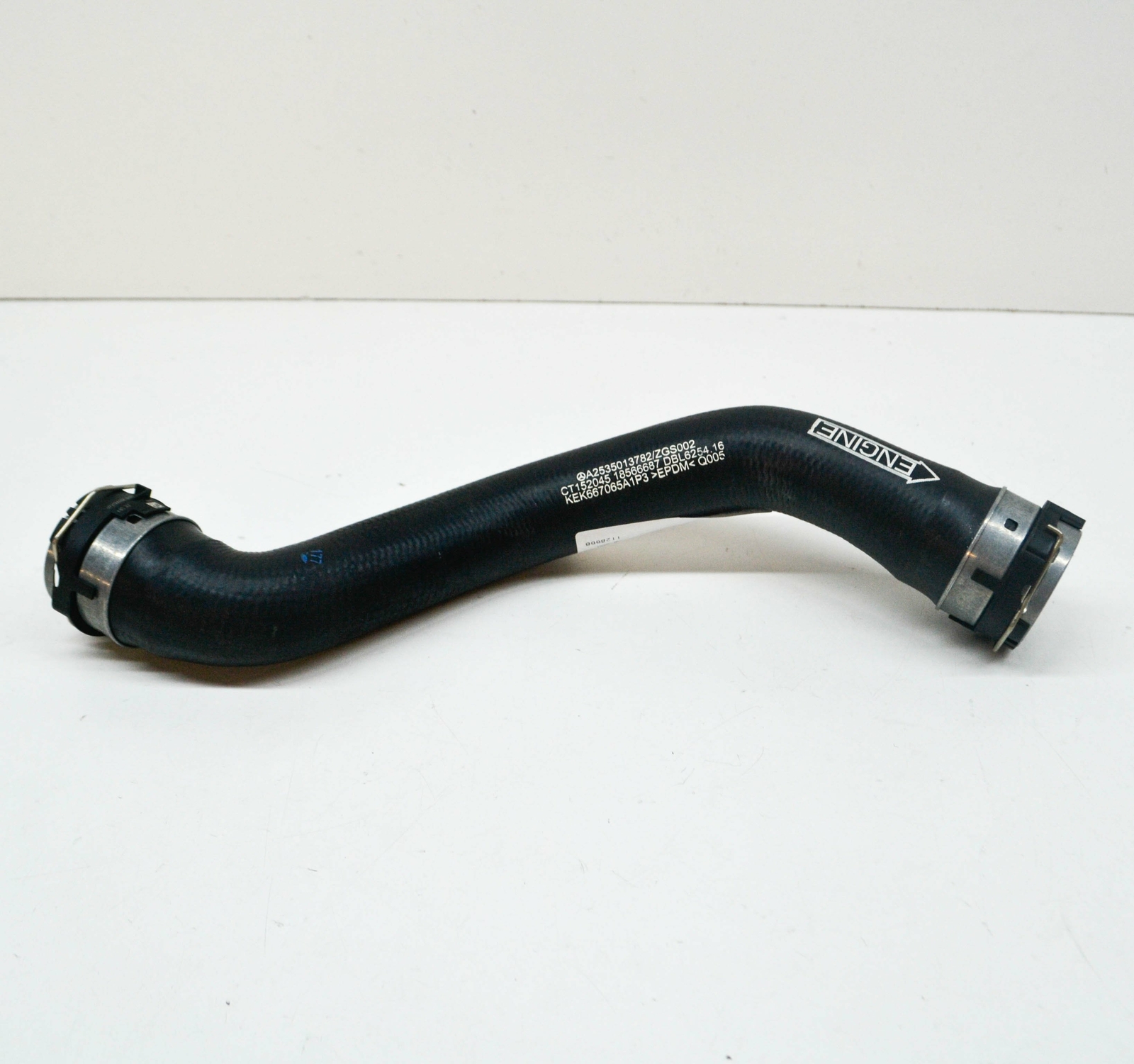 Ống Turbo Mercedes-Benz E Mã phụ tùng A2535013782