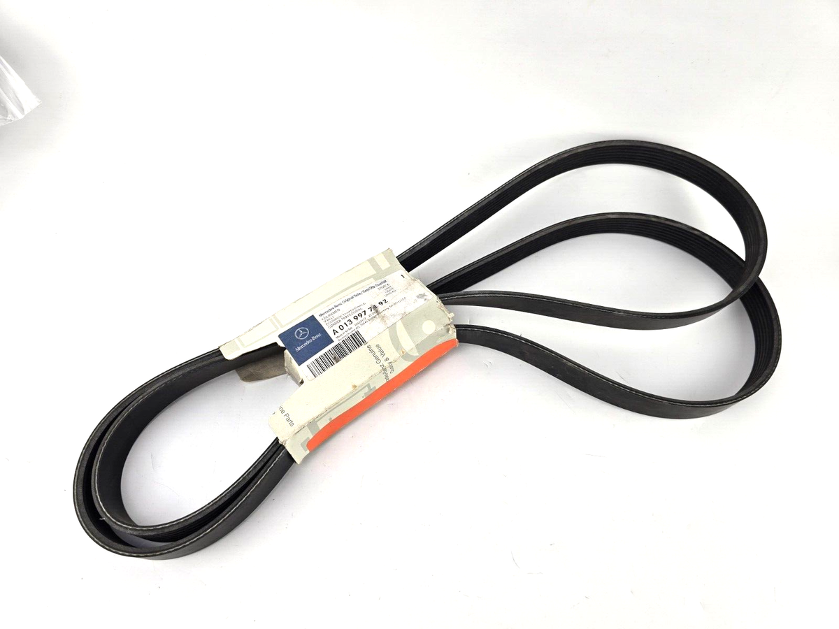Dây Curoa Tổng Mercedes-Benz C Mã phụ tùng A0139977492