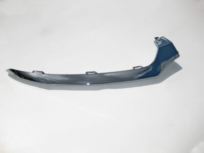 Nẹp Mạ Cản Trước Phải Mercedes-Benz C Mã phụ tùng A2058851474