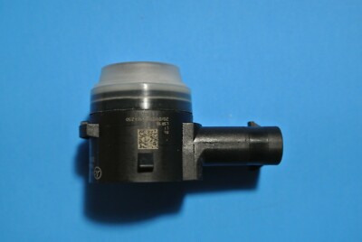 Cảm Biến Va Chạm Đầu Xe Mercedes-Benz C Mã phụ tùng A2215420417