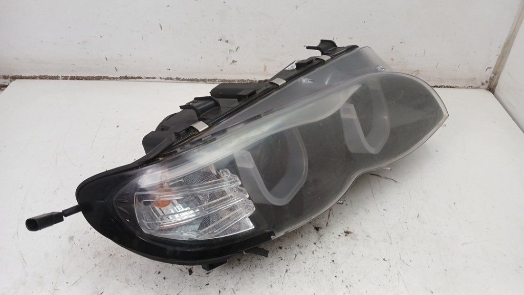 Đèn Pha Phải Bmw Seri 3 Mã phụ tùng 63127165782