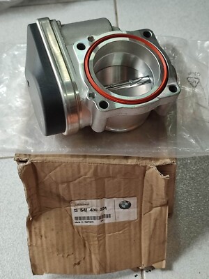 Cụm Bướm Ga Bmw Seri 3 Mã phụ tùng 13541439224